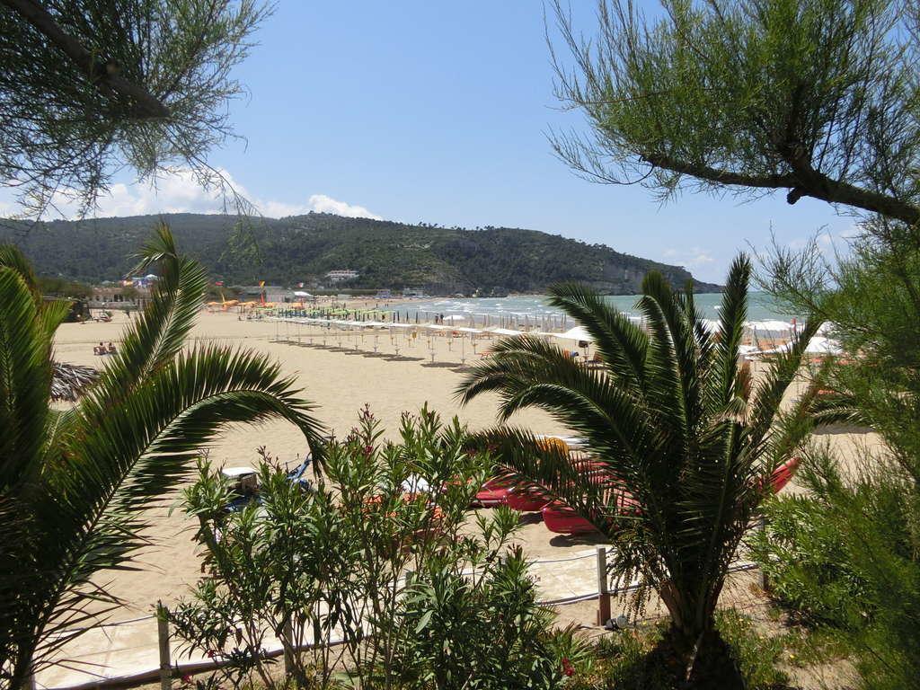 Blu Marine Casa A 10Mt Dalla Spiaggia Peschici Exterior foto