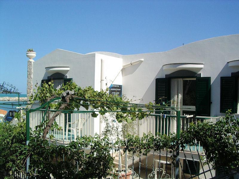 Blu Marine Casa A 10Mt Dalla Spiaggia Peschici Exterior foto