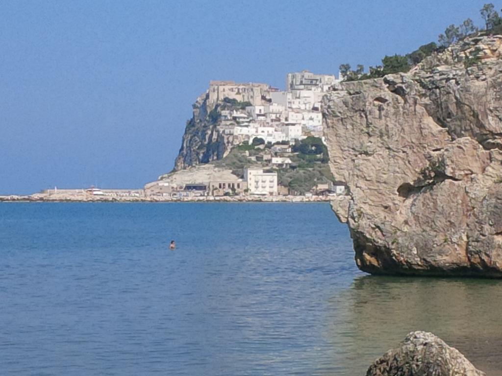 Blu Marine Casa A 10Mt Dalla Spiaggia Peschici Exterior foto