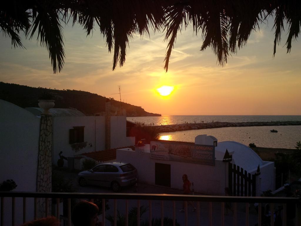 Blu Marine Casa A 10Mt Dalla Spiaggia Peschici Exterior foto