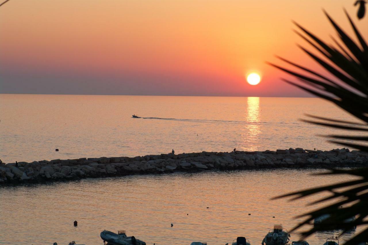 Blu Marine Casa A 10Mt Dalla Spiaggia Peschici Exterior foto